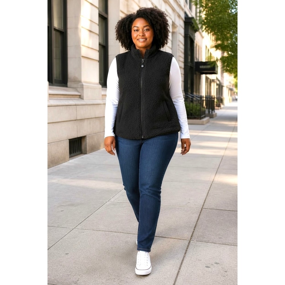 (K-297) NWT Joy Mangano Sherpa Fleece Zip Vest Black Pockets Size L QVC Soft